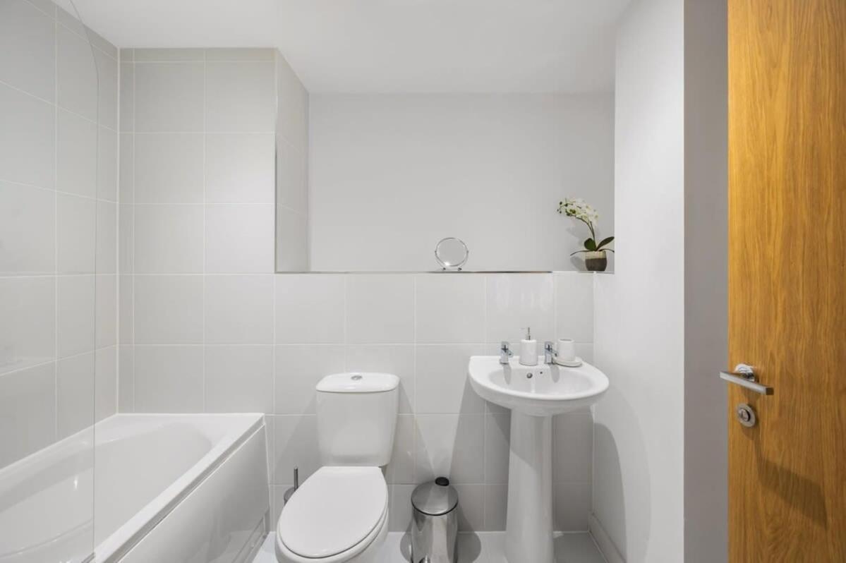 A Lovely 2 Bedroom Apartment In The Heart Of Preston Preston  Eksteriør bilde