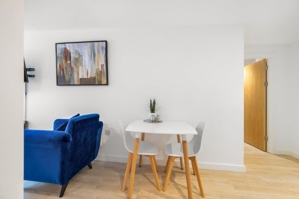 A Lovely 2 Bedroom Apartment In The Heart Of Preston Preston  Eksteriør bilde
